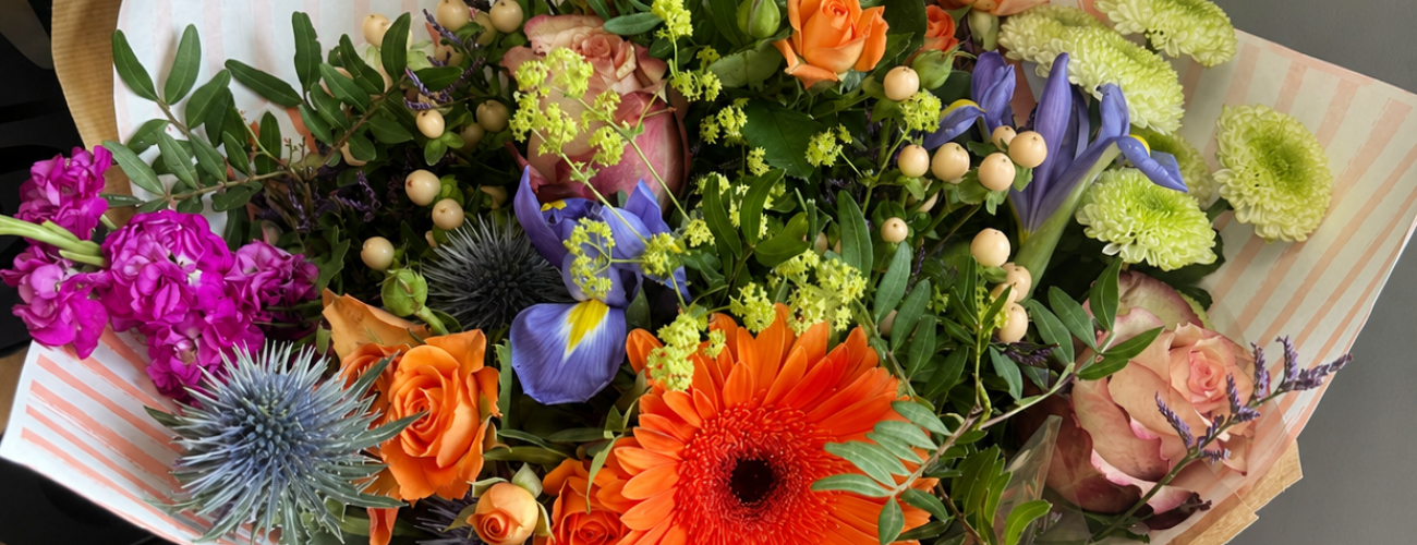 Seasonal bouquets from Berry blooms in Romsey offering same-day delivery