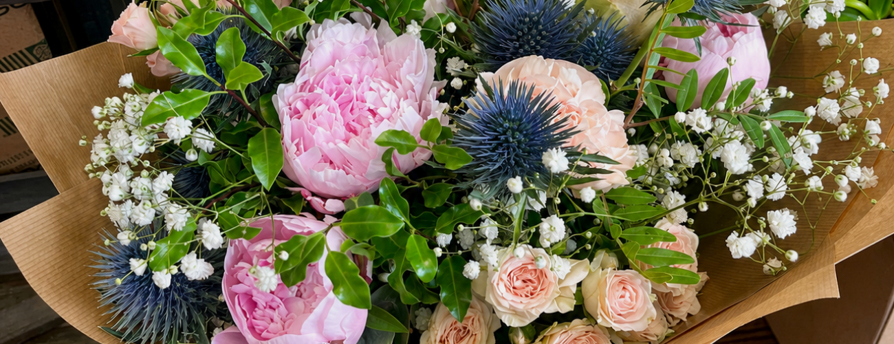 Seasonal bouquets from Berry blooms in Romsey offering same-day delivery