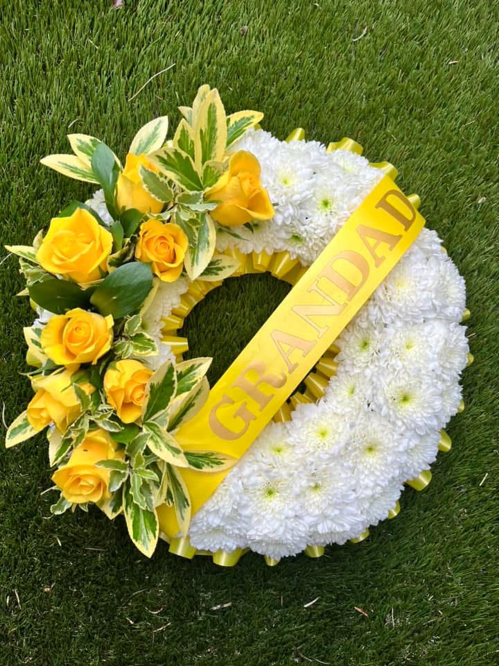 Funeral flowers from Berry blooms in Romsey