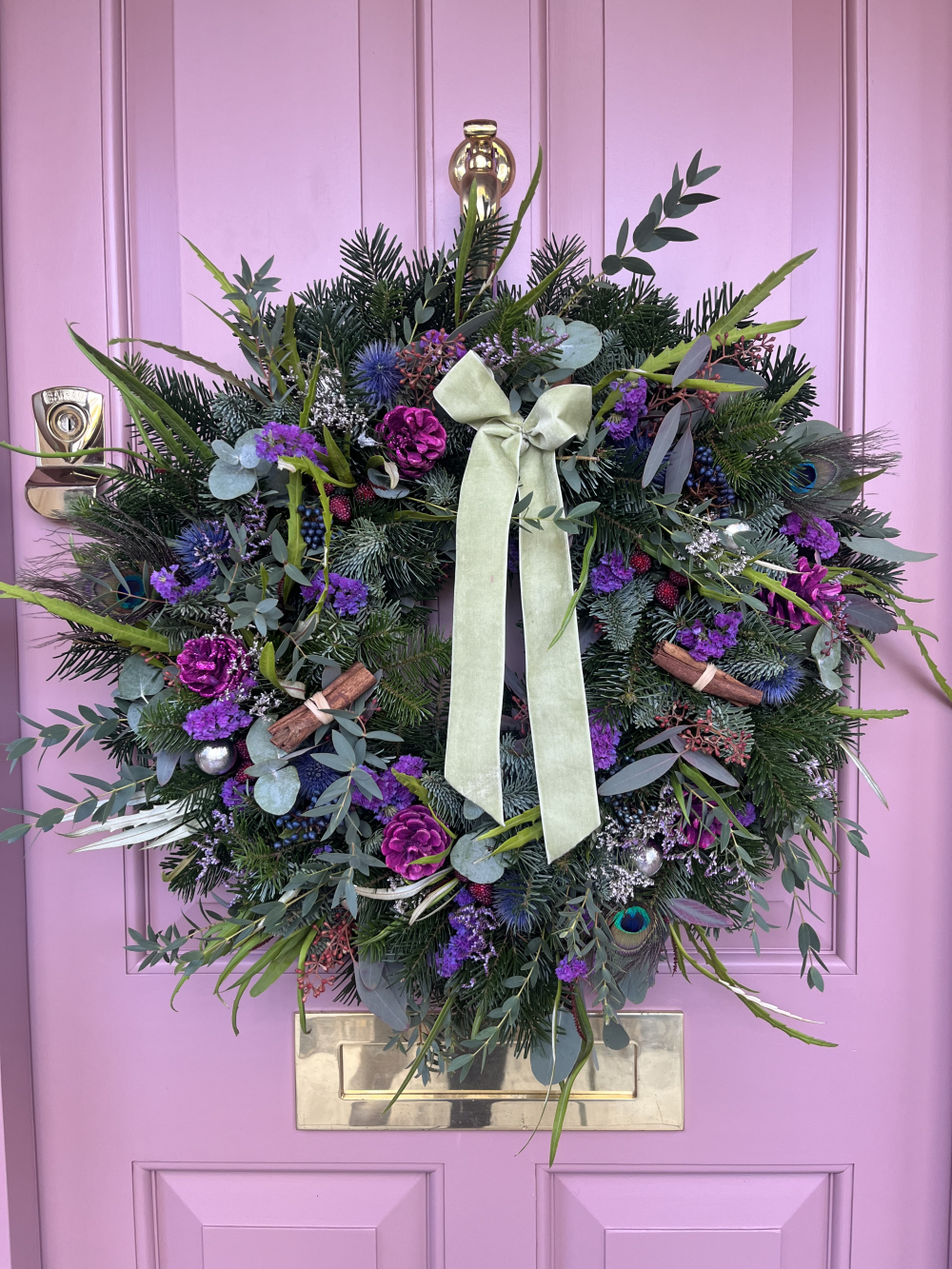 Premium Christmas wreath workshop 7th December 7pm-9pm at Basepoint unit 44